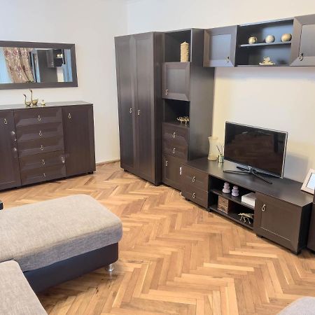 Oradea Comfort Corner Kültér fotó